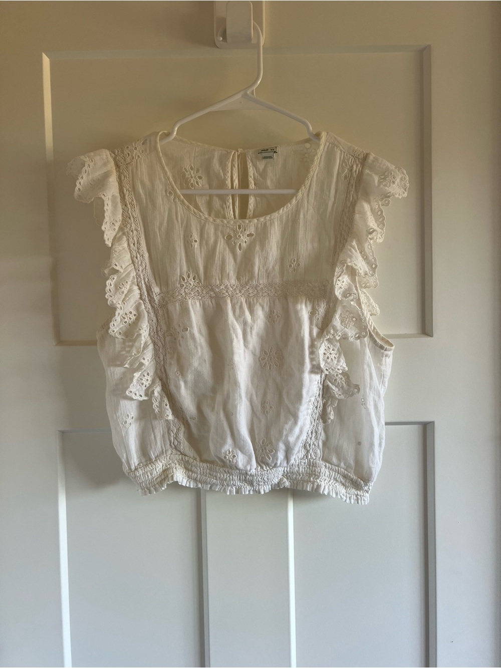 aerie White Eyelet Ruffle Cropped Camisole